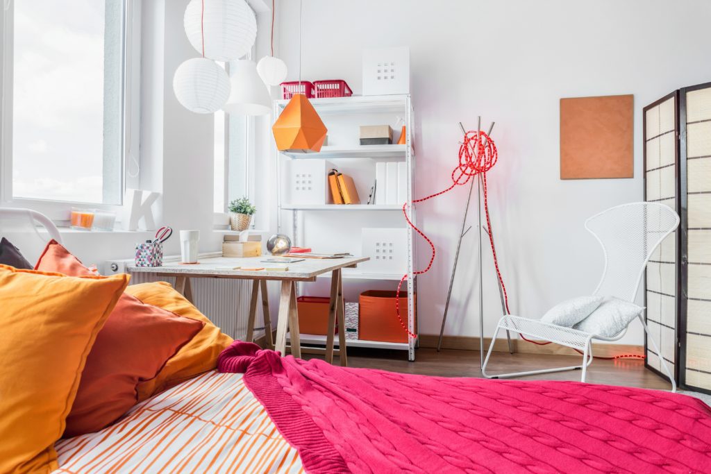 Red,And,Orange,Bedroom,For,Teen,Girl